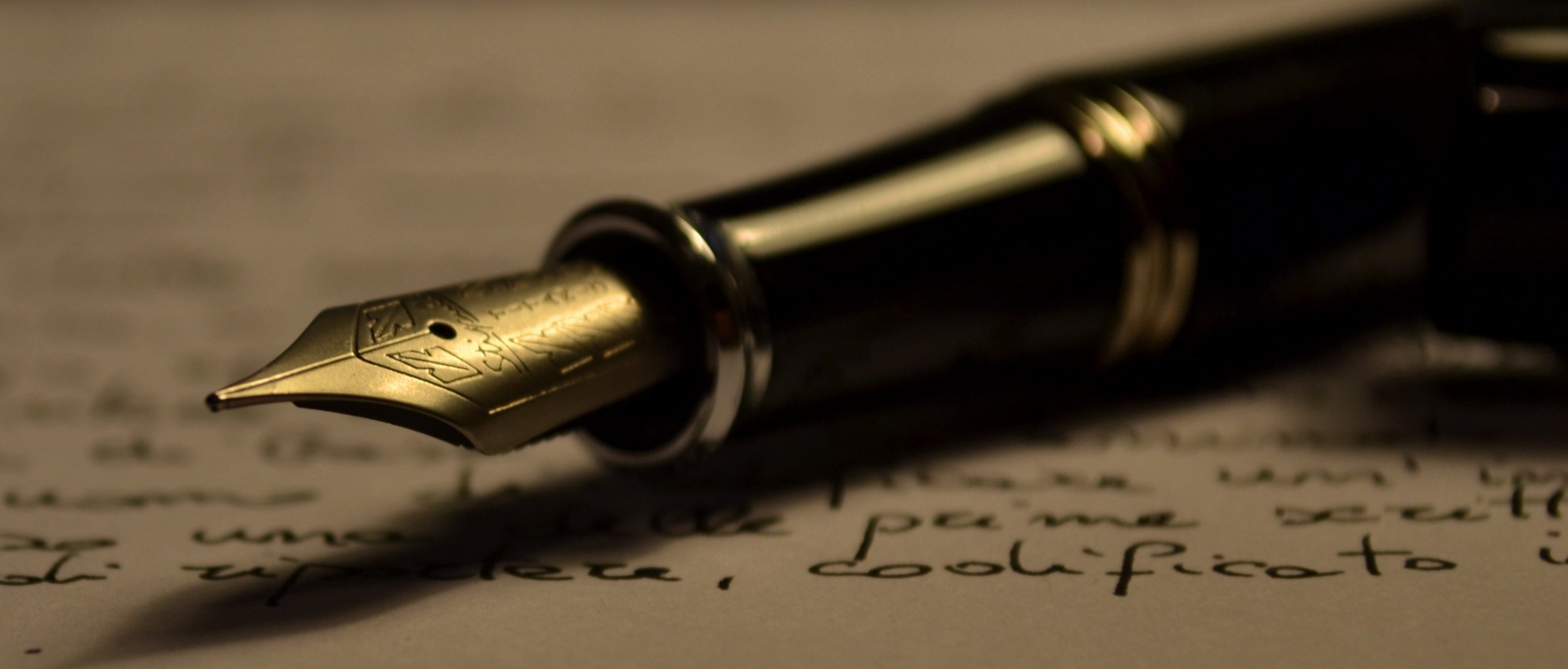 caneta e carta